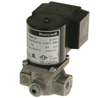 Honeywell V4295A1031 Gas Solenoid Valve 120 VAC Normally Closed 2PSI  1" NPT